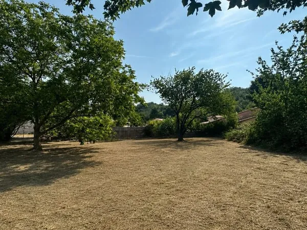 Terrain 1119 m²