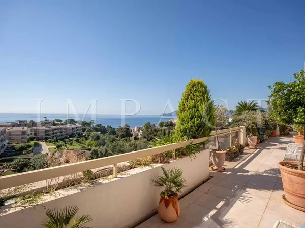 Appartement 5 pièces 175 m²