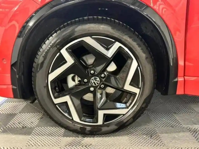 Volkswagen Tiguan 1.5 etsi 150ch dsg7 — photo 10