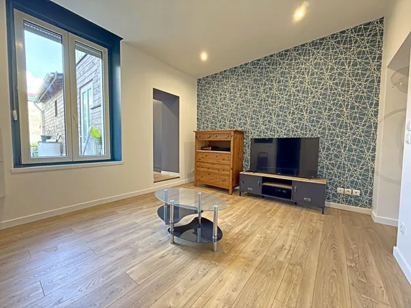 ALERTE INVESTISSEMENT proche Gare !! Appartement loué !!