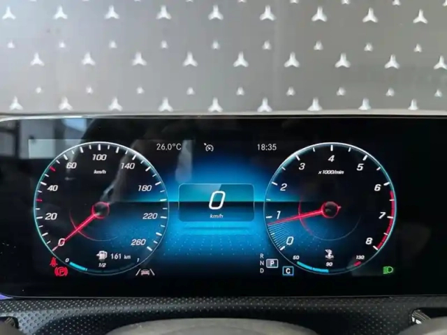 Mercedes Classe A 200 amg line — photo 50