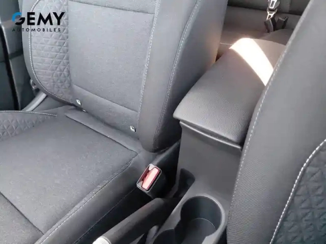Renault Captur tce 90 — photo 27