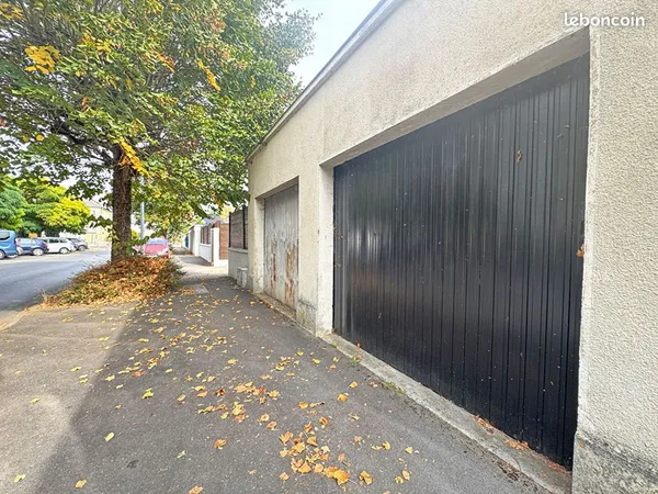 Parking/box 1 pièce 15 m²