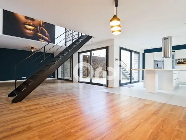 Appartement 4 pièces 130 m²