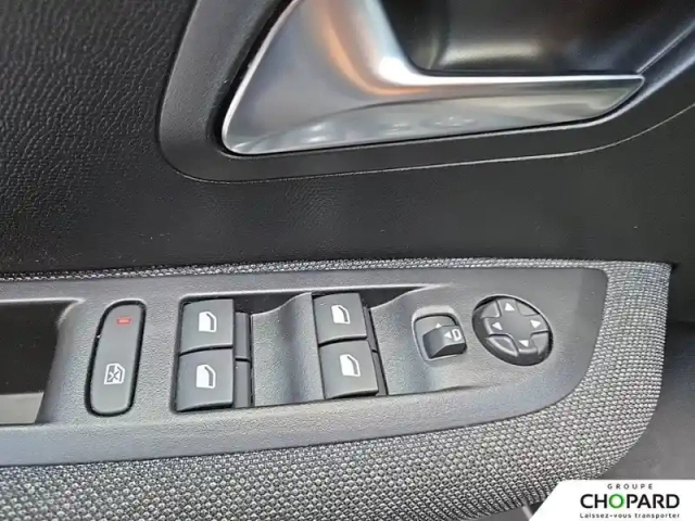 Peugeot 208 puretech 75 s&amp;s bvm5 — photo 98