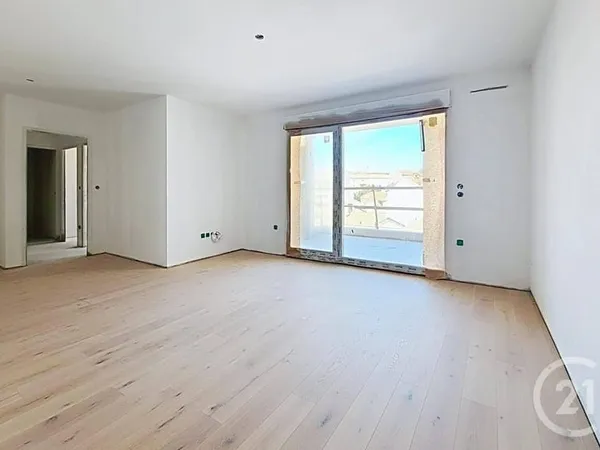 Appartement 4 pièces 77 m²