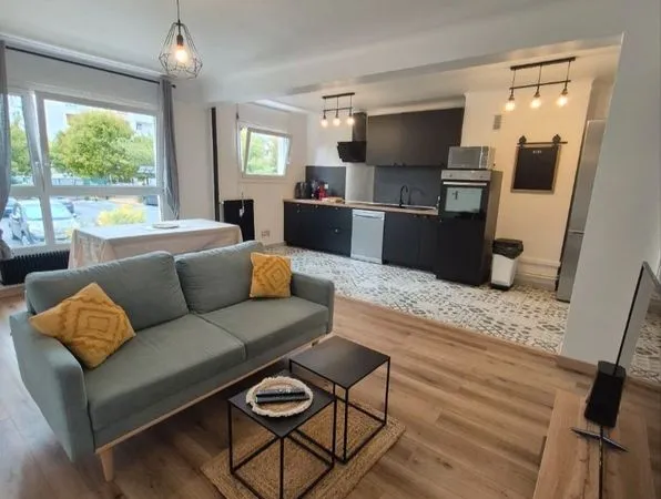 ✨ COUP DE CŒUR - Appartement Meublé & tout équipé • 3 chambres • 750 CC
