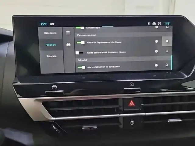 Citroën C4 hybride 136 e-dcs6 — photo 83