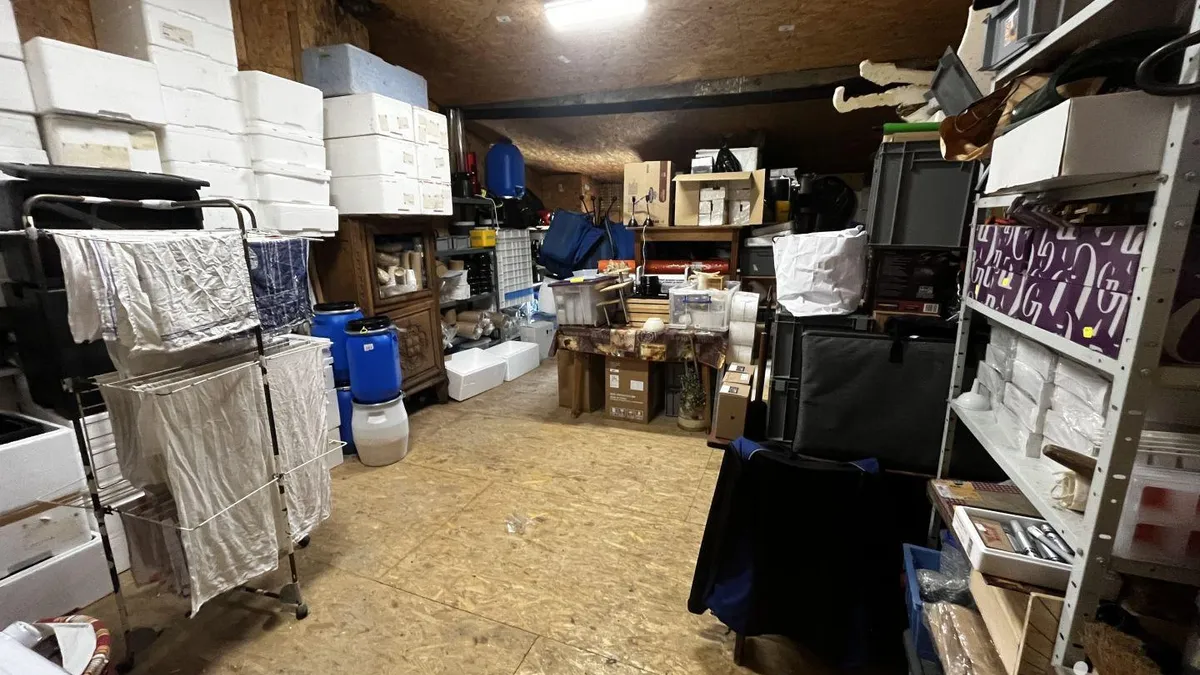 Photo 18