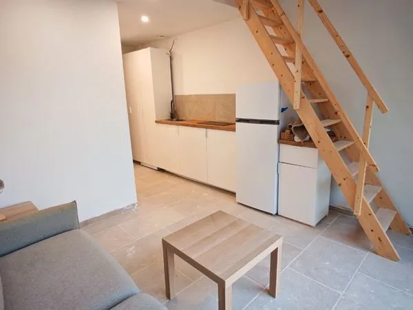 T1 bis micro T2 en duplex jardin Cadenet lourmarin