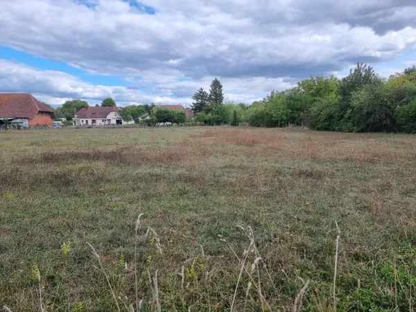 Terrain à vendre à Verrières