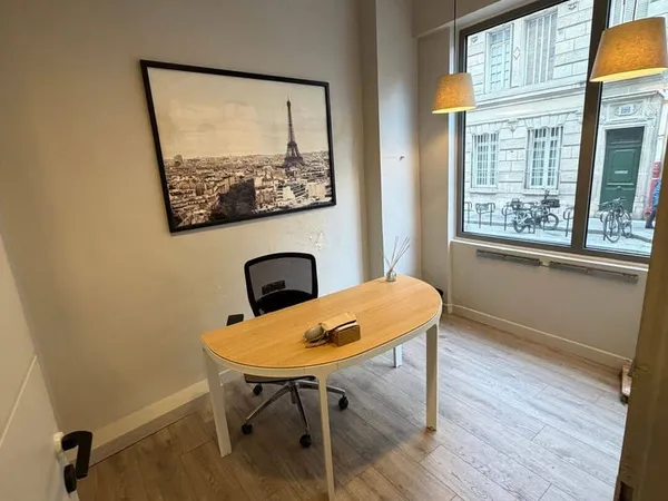 Bureau 1 pièce 53 m²