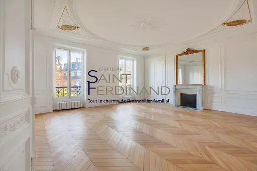 Appartement 5 pièces 164 m²