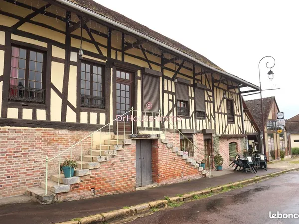 Maison 15 pièces 550 m²