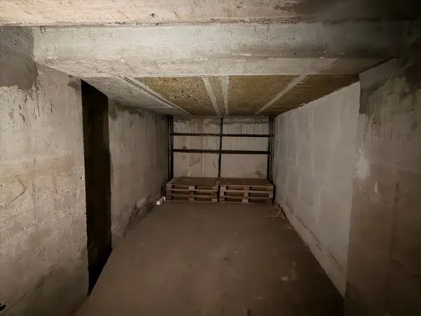 Garage fermé 12m2 - Centre ville