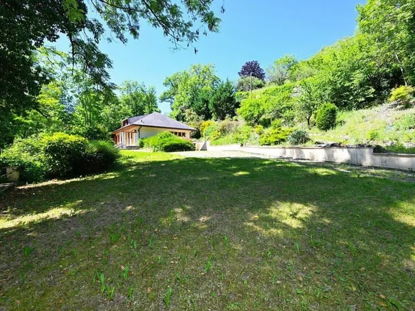 Maison 10 pièces 206 m²