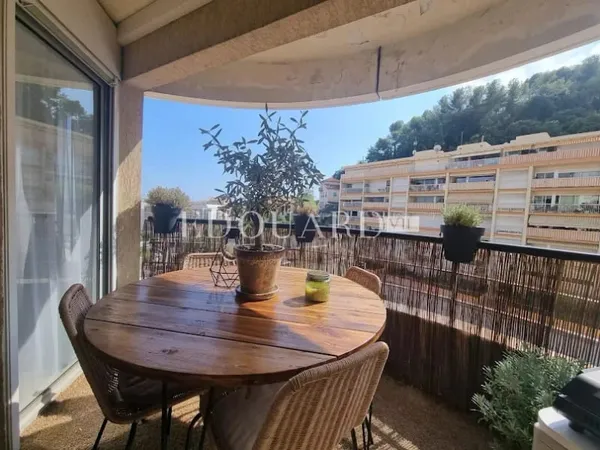 Appartement 4 pièces 93 m²