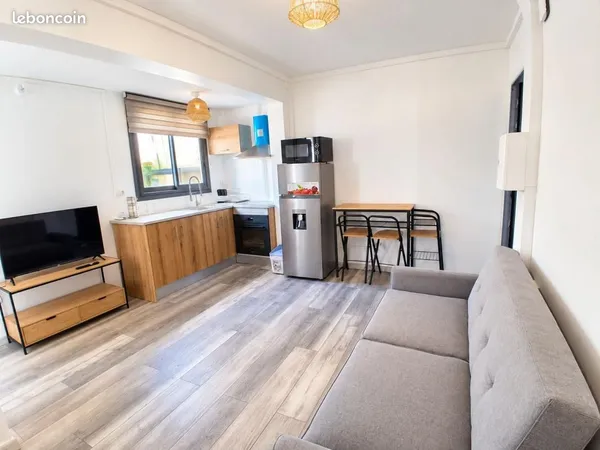 Studio 1 pièce 25 m²