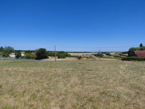 Terrain 1907 m²