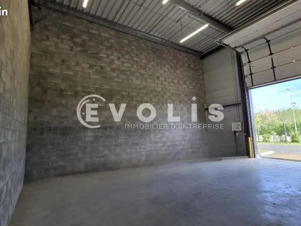 Local d'activité 65 m²