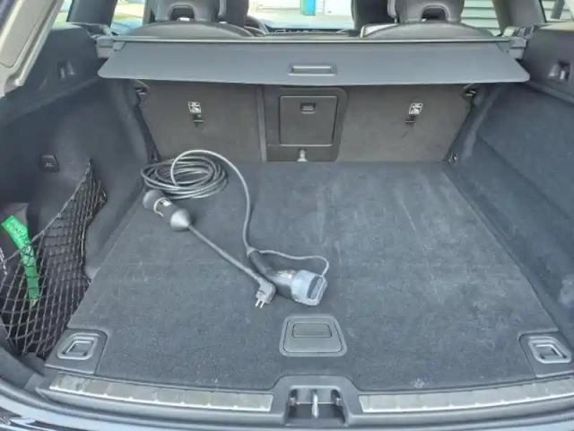 Volvo Xc60 t6 hybride rechargeable 253 + 145ch ultra style dark geartronic 8 awd — photo 6
