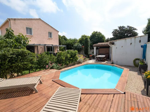 Magnifique maison avec piscine et terrain arboré