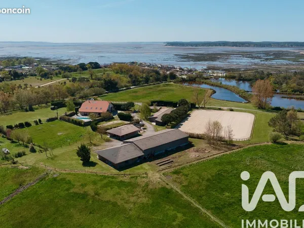 Propriété 12 pièces 450 m²