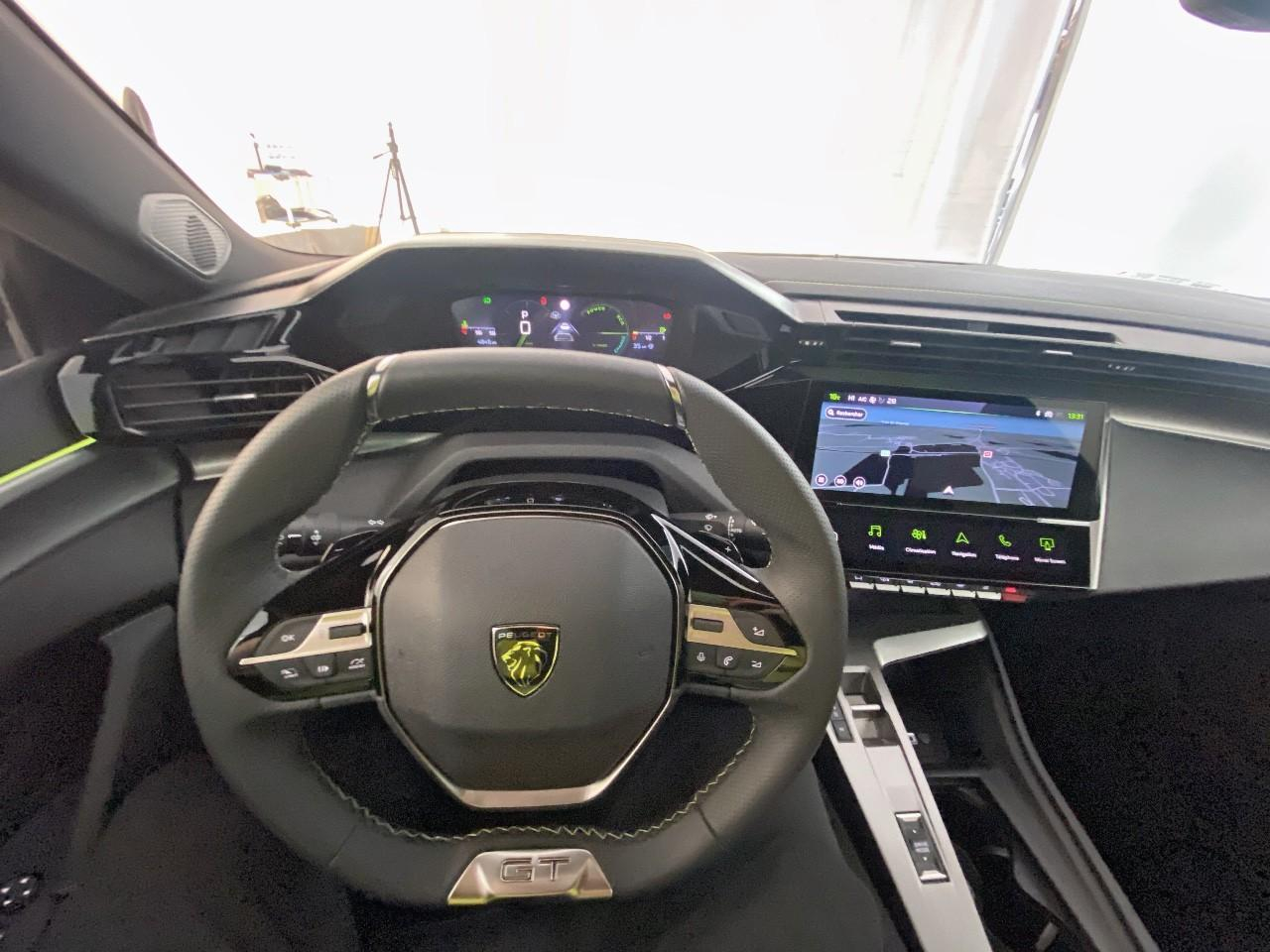 Peugeot 408 hybrid 145 e-dcs6 gt — photo 12