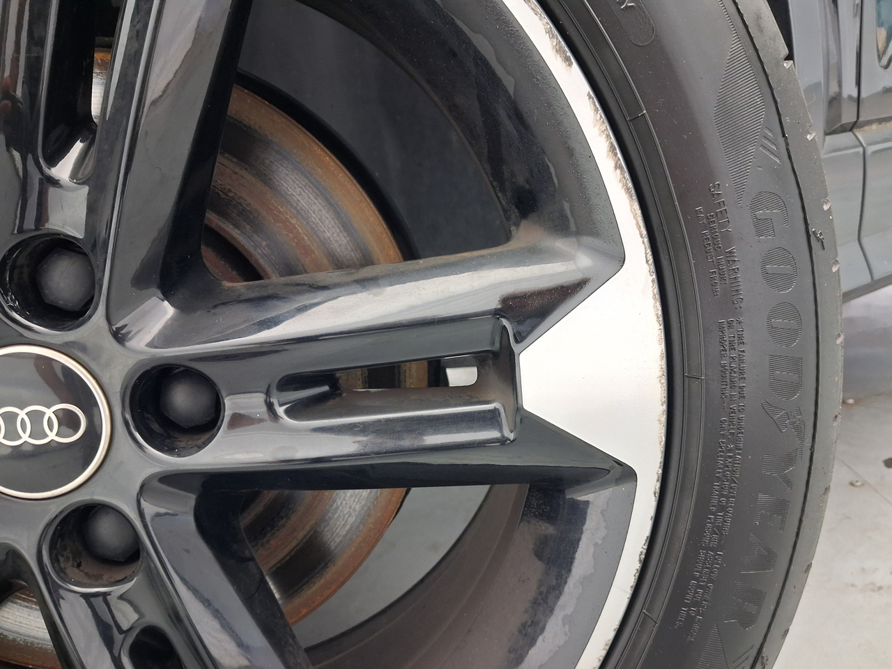 Audi Q2 35 TDI 150 S tronic 7 — photo 69