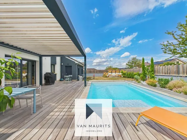 Maison 8 pièces 140 m²