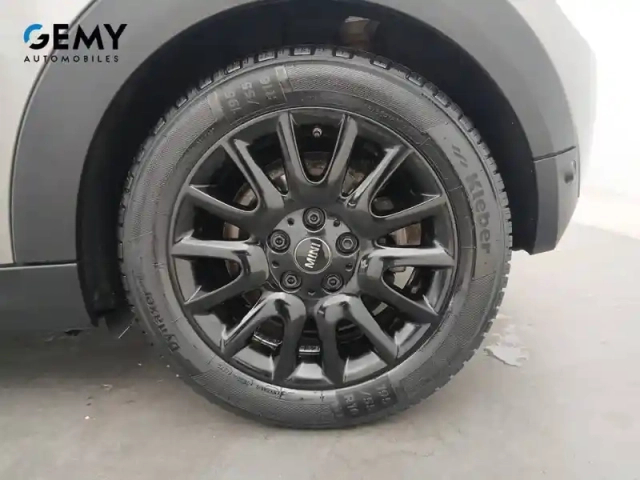 Mini Mini hatch 3 portes one 102 ch — photo 11