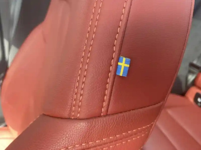 Volvo Xc40 t4 recharge 129+82 ch dct7 — photo 30