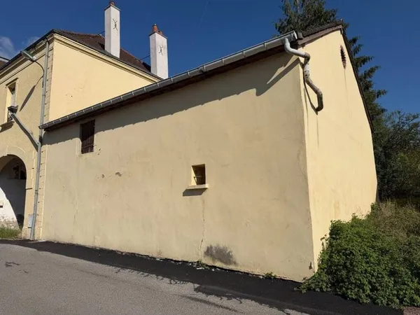 Maison 2 pièces 160 m²