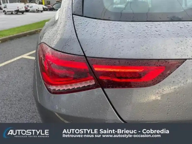 Mercedes Cla shooting brake 180 d 116ch business line 8g-dct — photo 4