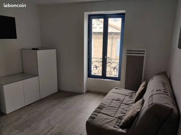 Studio 1 pièce 19 m²
