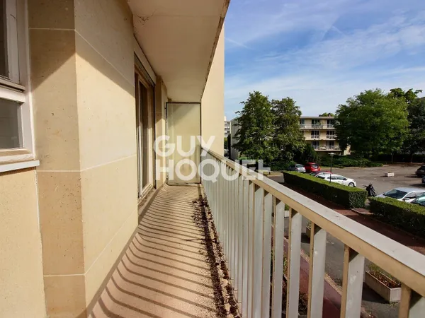 Charmant Studio avec balcon - Quartier Buzenval