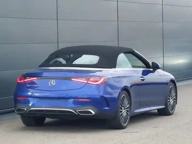 Mercedes Cle 220 d amg line — photo 2
