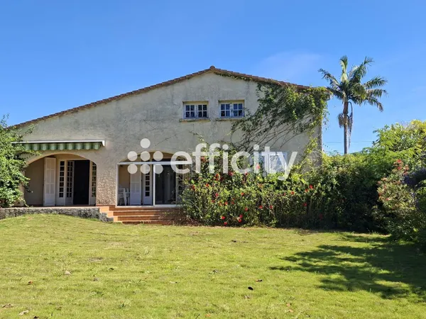 Maison 9 pièces 180 m²