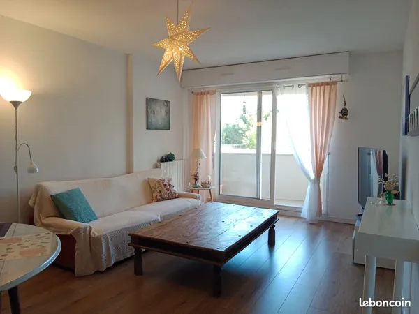 Loue appartement meublé
