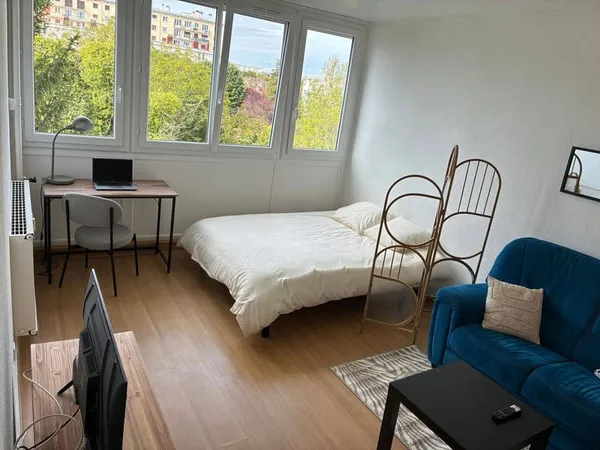 Studio 1 pièce 28 m²