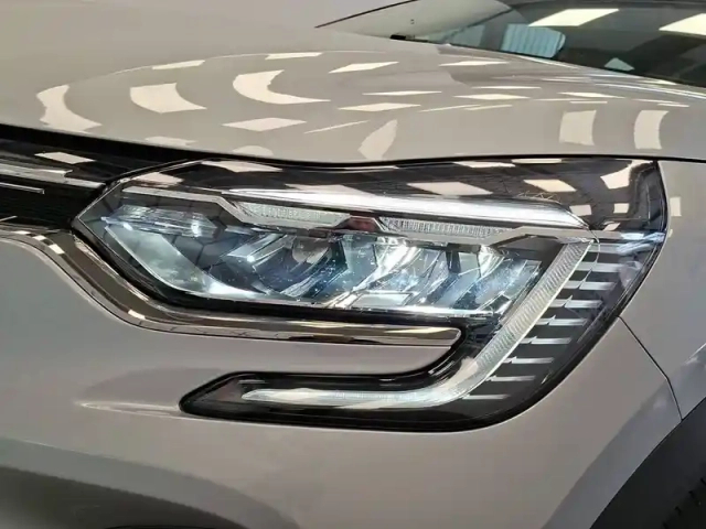 Renault Captur tce 90 — photo 37