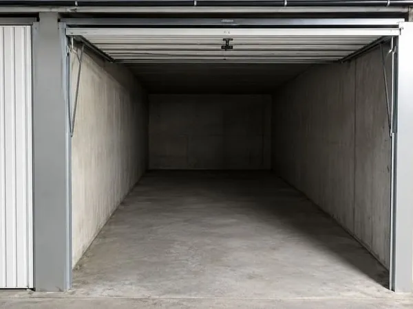 Parking 13 m²