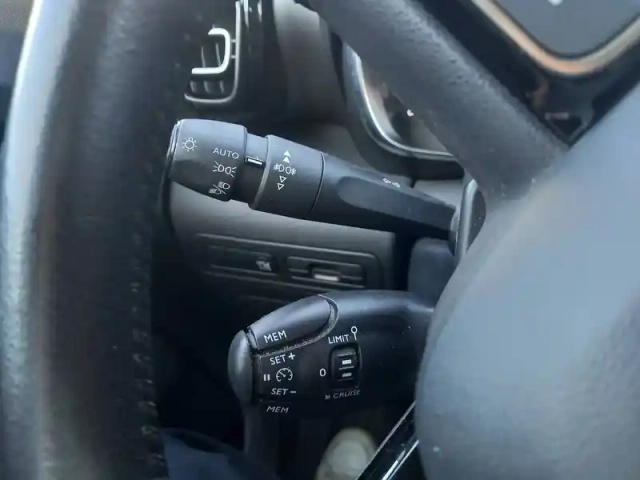 Citroën C3 Aircross puretech 110 s&amp;s bvm6 — photo 101