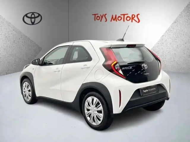 Toyota Aygo 1.0 vvt-i 72 dynamic ch bvm5 . — photo 3