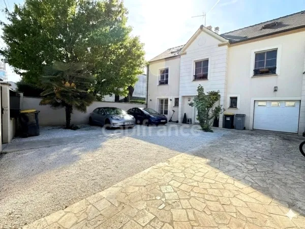 Maison 8 pièces 155 m²