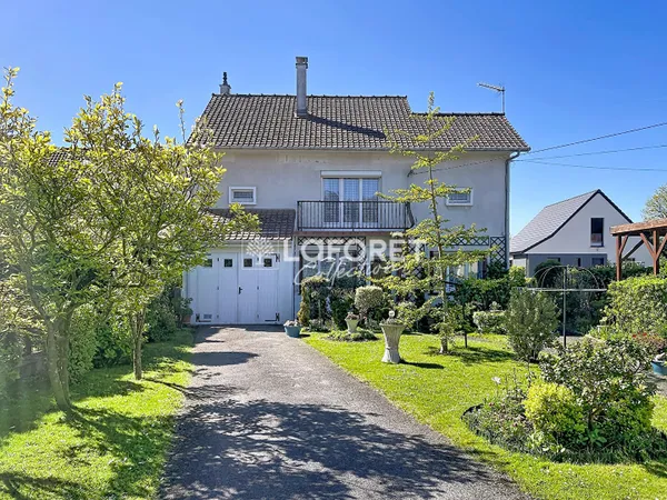 Maison 6 pièces 140 m²