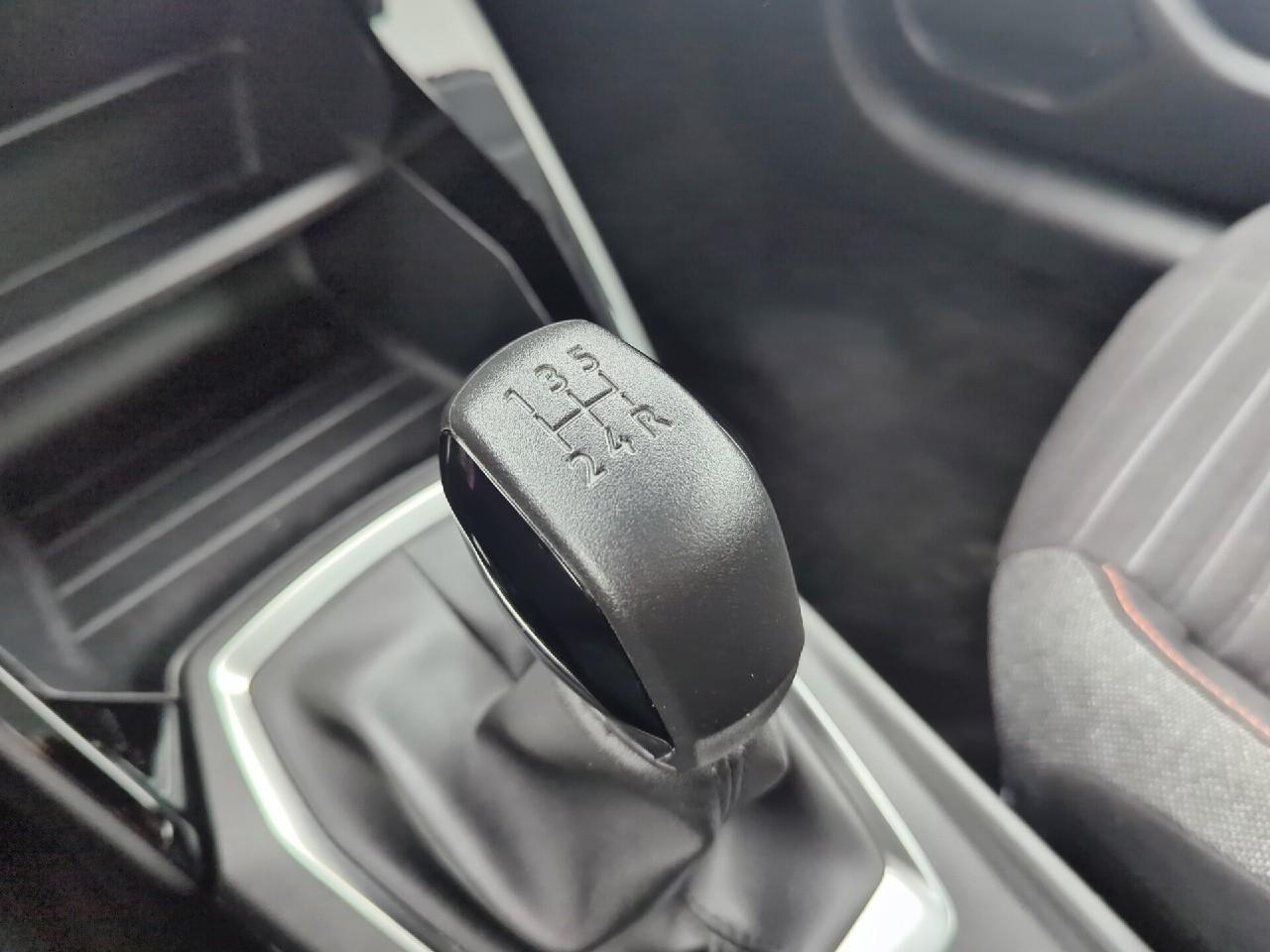 Peugeot 208 puretech 75 s&s bvm5 active pack — photo 27
