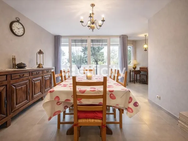 Appartement 4 pièces 81 m²
