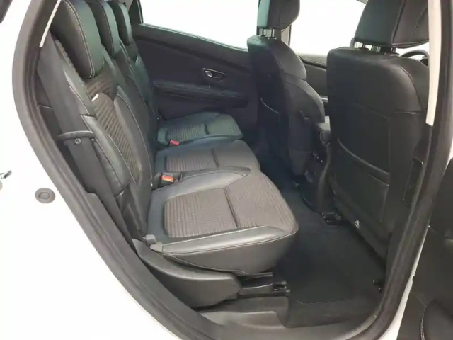 Renault Scenic tce 140 fap — photo 22