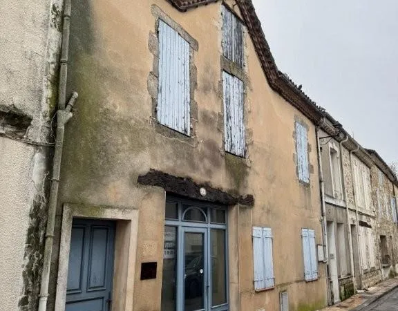 Maison 5 pièces 180 m²